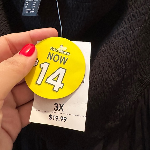 Forever 21 black romper - Picture 4 of 4